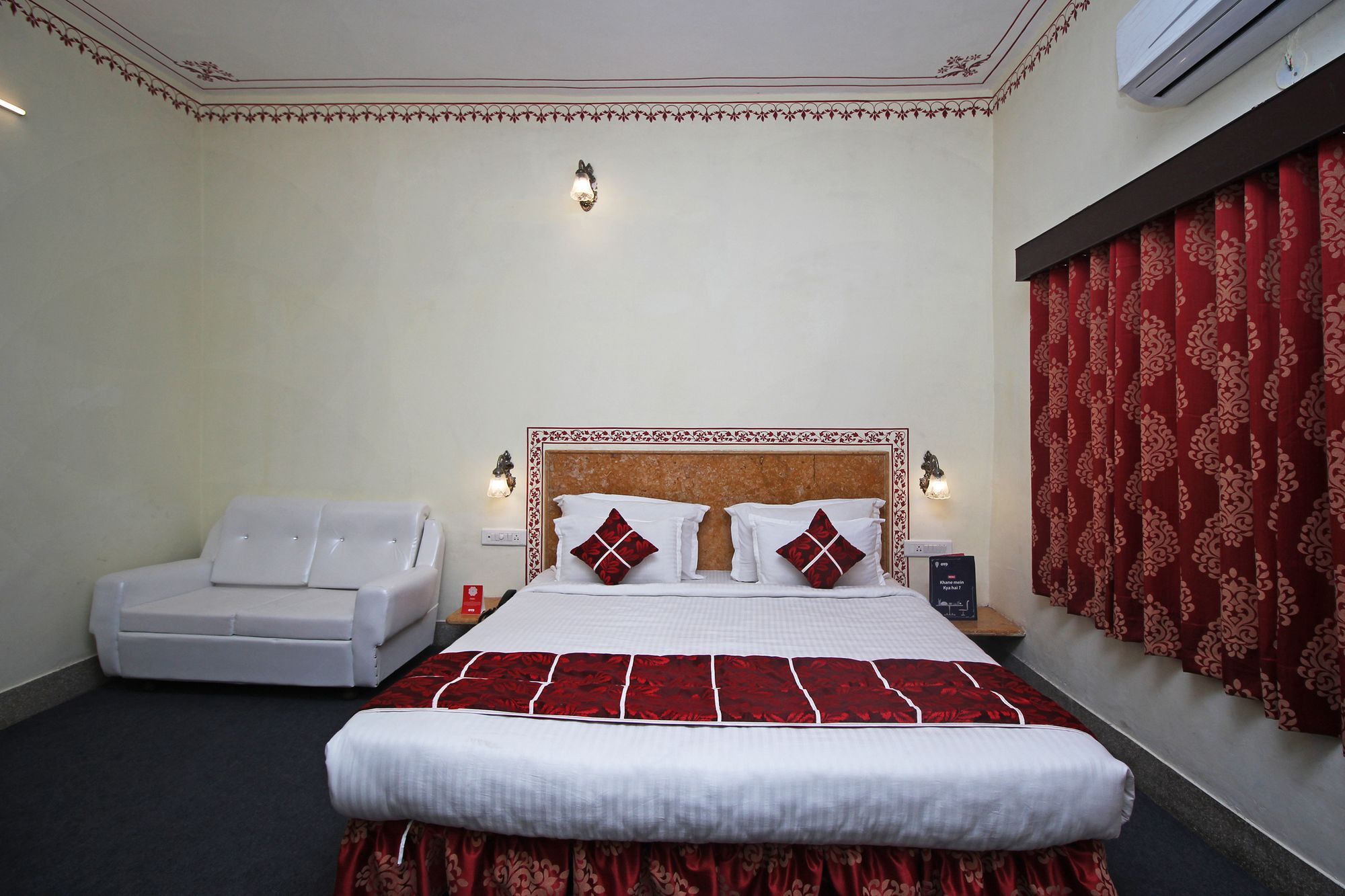 Oyo 9161 Hotel Janak Vilas Удайпур Экстерьер фото